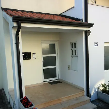Apartment Bela